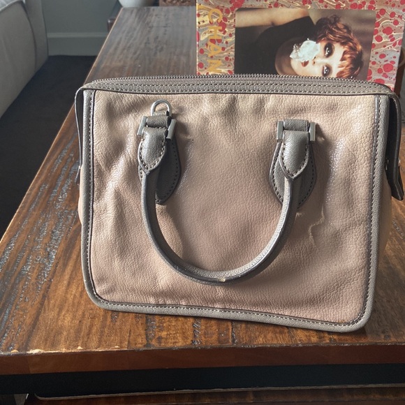 Michael kors perfect size bag - Picture 3 of 4